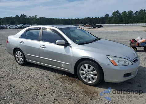 2007 Honda Accord Ex from USA, damaged, VIN 1HGCM66867A073087